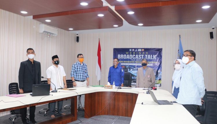 Diskominfostandi Kabupaten Banjar Webinar Banjar Broadcast Talk Let’s Talk About