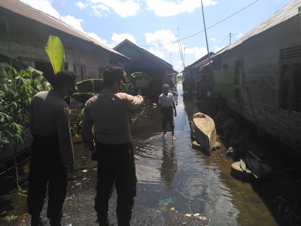 Kepolisian giat lakukan Patroli, monitoring dan pengamanan lokasi bencana Kab Banjar