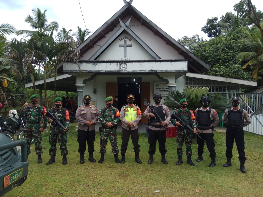 Sejumlah Gereja di Tapin Dijaga Ketat Personel TNI-Polri