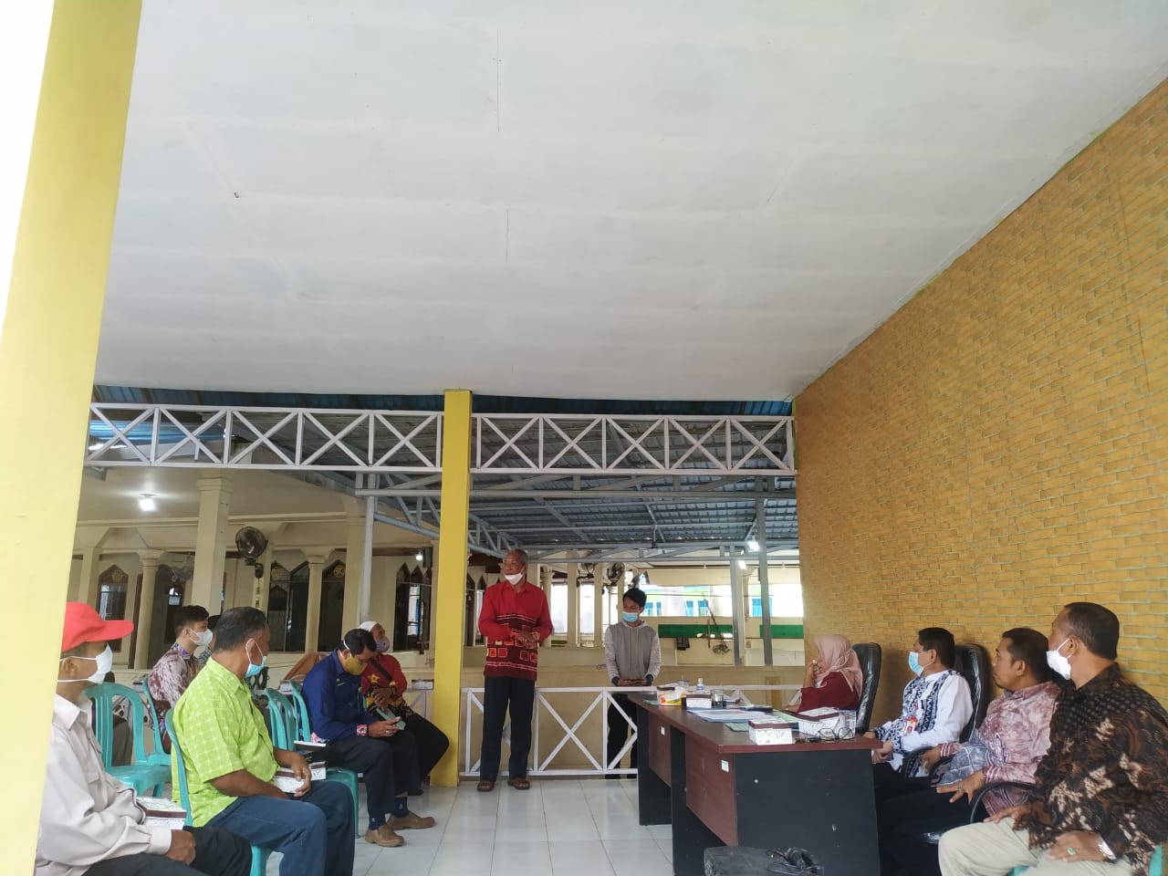 Dinas Perdagangan Kota Banjarbaru menggelar rapat persiapan pasar