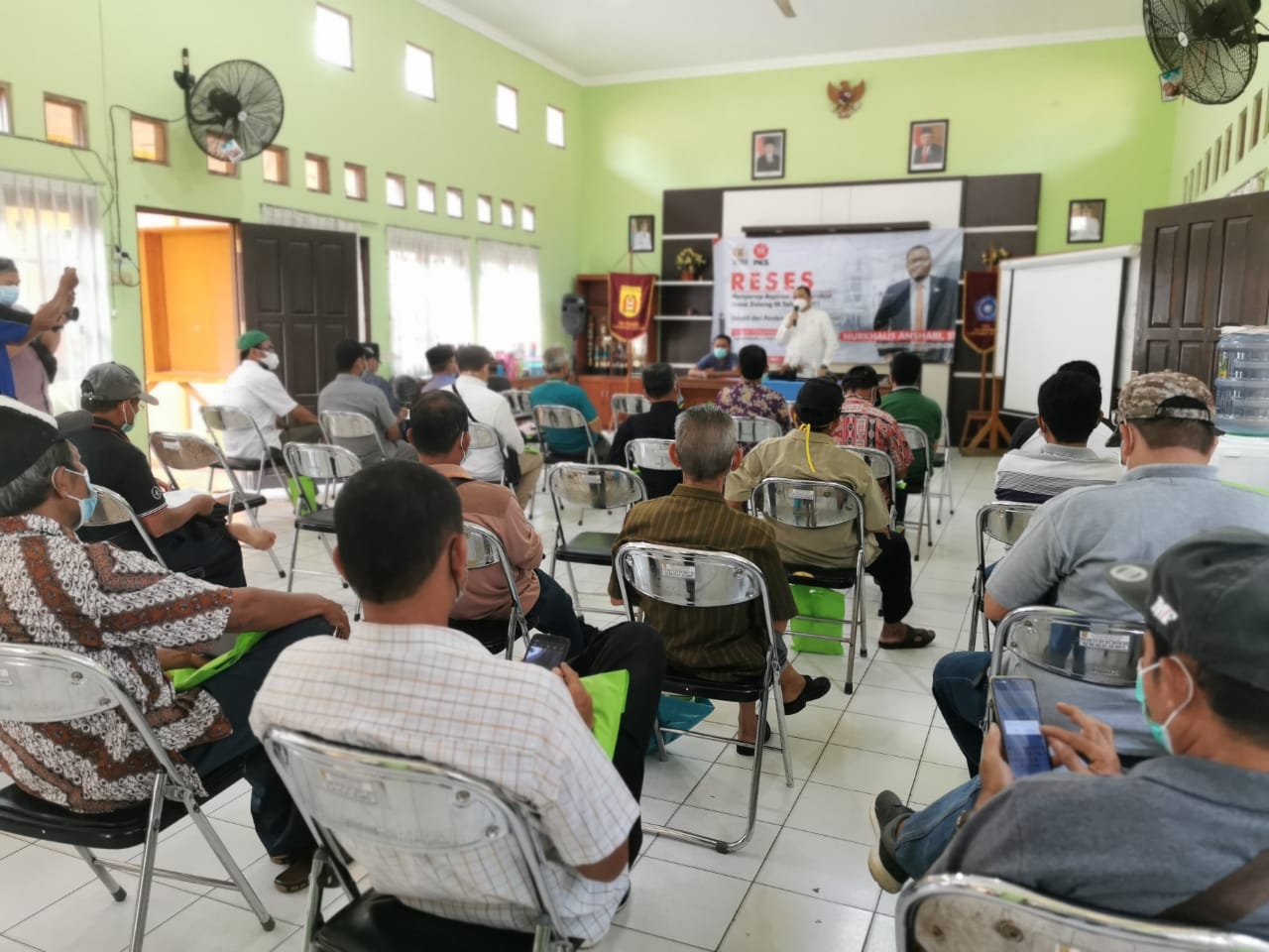 Nurkhalis melakukan serap aspirasi dengan warga di beberapa titik Dapil 1 yang meliputi Kecamatan Banjarbaru Selatan dan juga Banjarbaru Utara