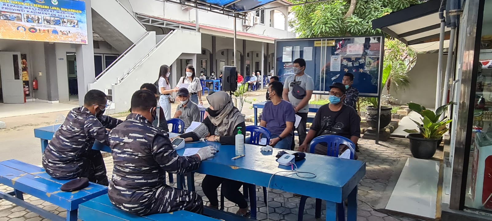 Tes Kesehatan warga pesisir sungai Barito sebelum vaksin