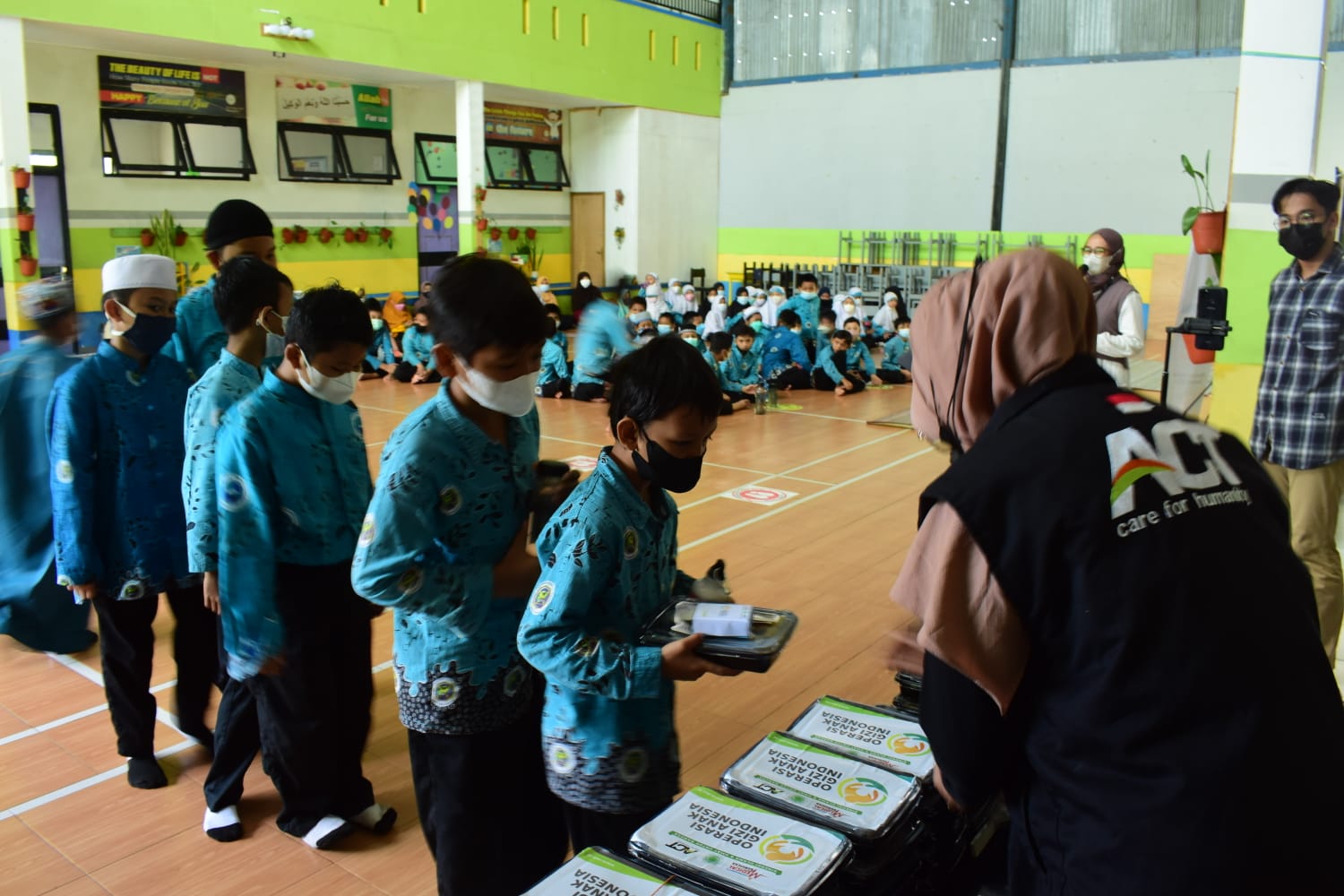 ACT Kalsel Lakukan Operasi Gizi Sapa Siswa SD IT Nurul Fikri Banjarbaru