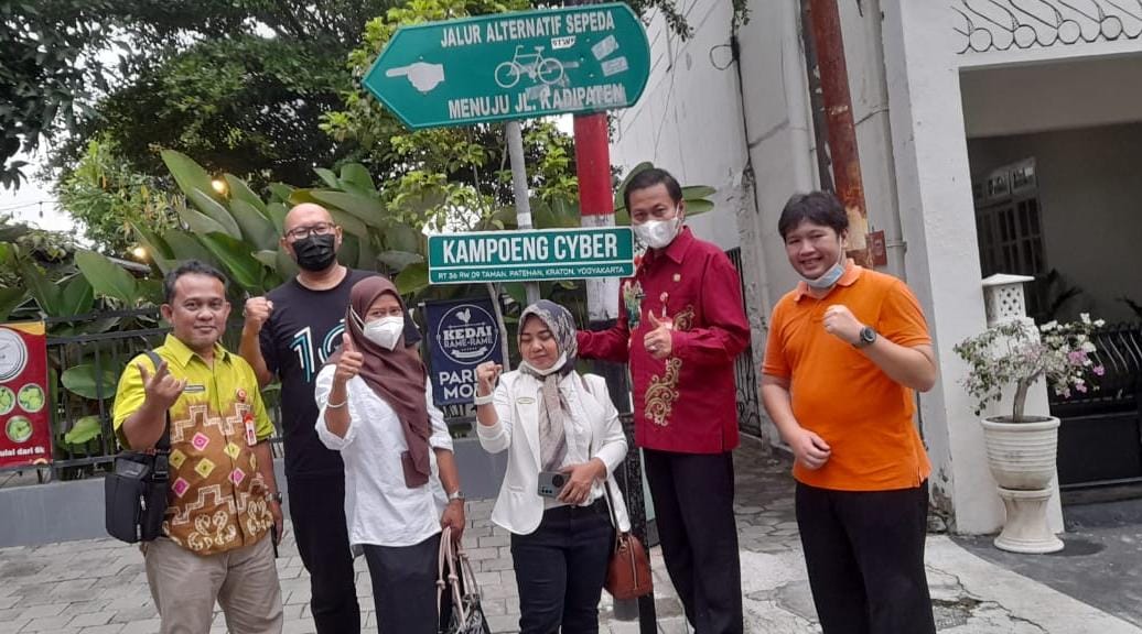 Kesengsem dengan Kampung Cyber Yogyakarta, Wawali dan Kadiskominfo Bakal Terapkan di Banjarbaru